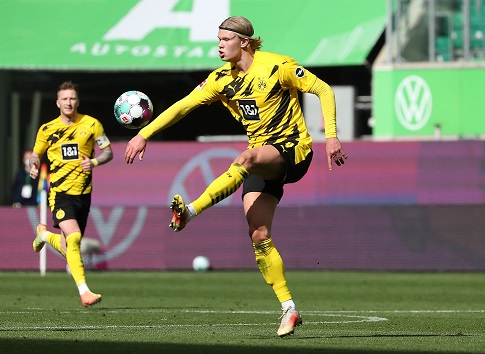 Erling Braut Håland choisira d'accomplir des miracles seul ou sera prêt à rejoindre les géants